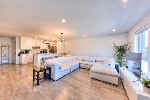 2 bedrooms apartment for rent in Laval — photo 11
