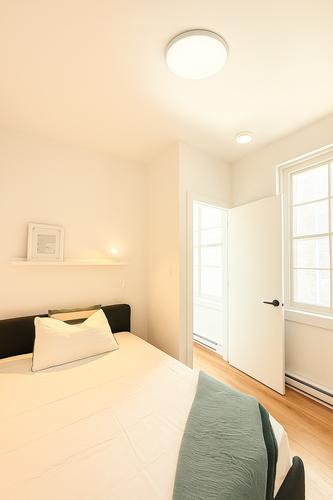 4 bedrooms apartment for rent in Montreal - Le Plateau-Mont-Royal — photo 8