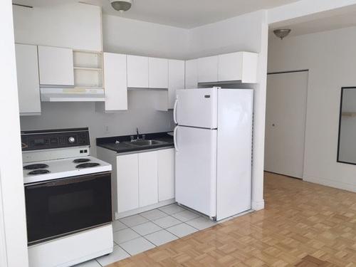 Studio for rent in Montreal - Côte-des-Neiges–Notre-Dame-de-Grâce — photo 2