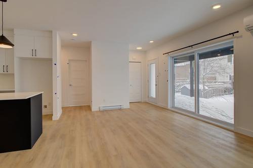 3 bedrooms apartment for rent in Sherbrooke — photo 12