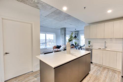 2 bedrooms apartment for rent in Laval — photo 4