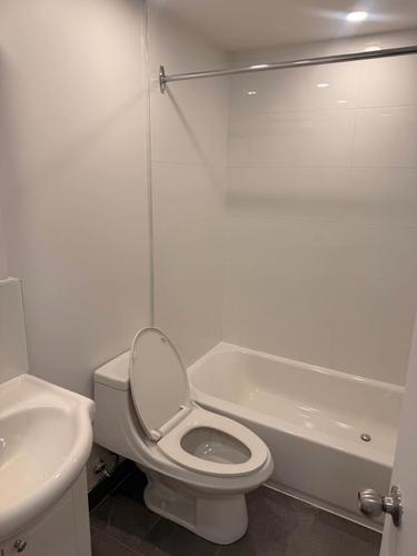 1 bedroom apartment for rent in Montreal - Saint-Laurent — photo 8