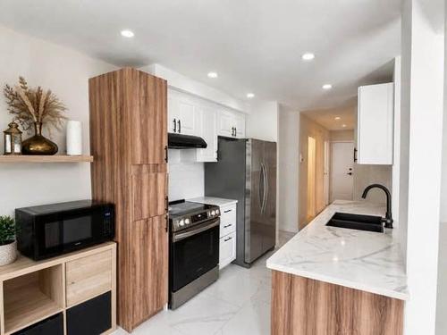 Appartement de 3 chambres à louer à Laval — photo 3