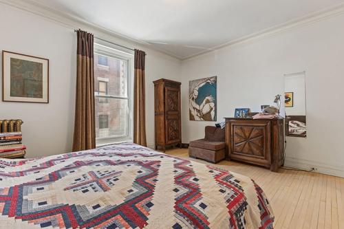 5 bedrooms apartment for rent in Montreal - Ville-Marie — photo 16