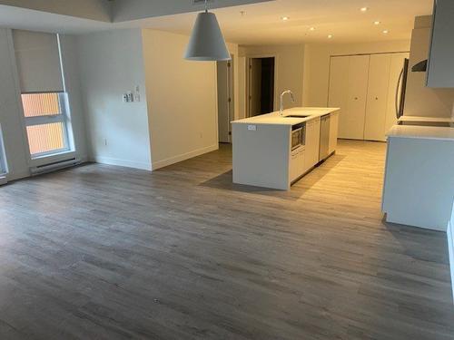 Appartement de 3 chambres à louer à Québec - Sainte-Foy–Sillery–Cap-Rouge — photo 3