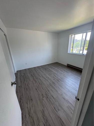2 bedrooms apartment for rent in Laval — photo 4