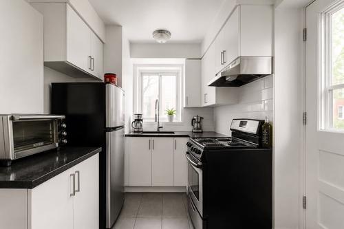 2 bedrooms apartment for rent in Montreal - Le Plateau-Mont-Royal — photo 3
