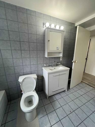 1 bedroom apartment for rent in Montreal - Ville-Marie — photo 7