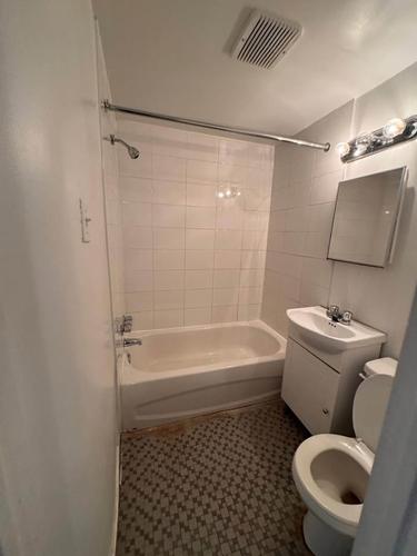 1 bedroom apartment for rent in Montreal - Saint-Laurent — photo 4