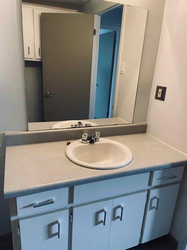 2 bedrooms apartment for rent in Sherbrooke — photo 9