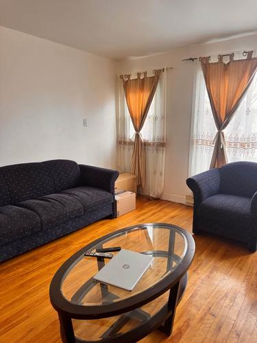 3 bedrooms apartment for rent in Laval — photo 3