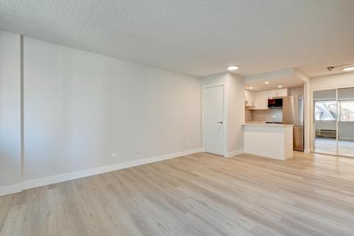 1 bedroom apartment for rent in Montreal - Ville-Marie — photo 7