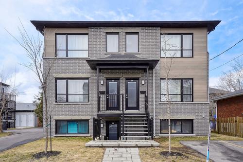Appartement de 3 chambres à louer à Longueuil — photo 2