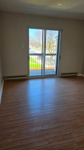 2 bedrooms apartment for rent in Laval — photo 3