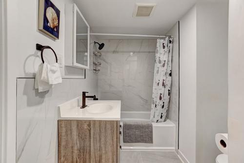 2 bedrooms apartment for rent in Laval — photo 22