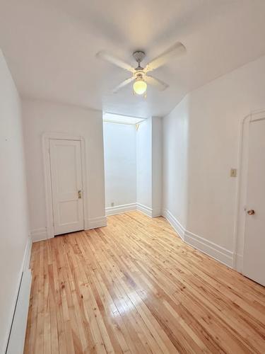 Appartement de 2 chambres à louer à Montreal - Ville-Marie — photo 2