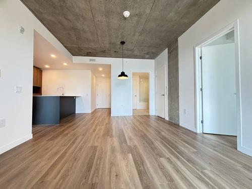 2 bedrooms apartment for rent in Laval — photo 12