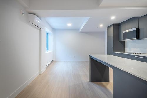 Studio for rent in Montreal - Ville-Marie — photo 2