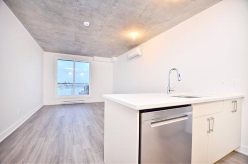 2 bedrooms apartment for rent in Laval — photo 5