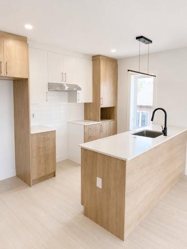 Appartement de 3 chambres à louer à Longueuil — photo 2