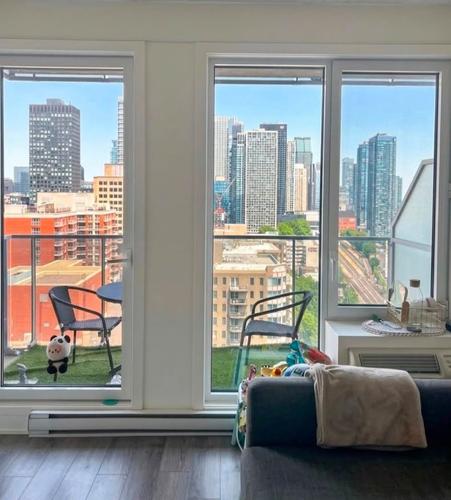 1 bedroom apartment for rent in Montreal - Ville-Marie — photo 2
