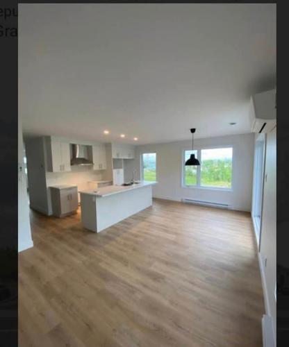 2 bedrooms apartment for rent in Lévis — photo 2