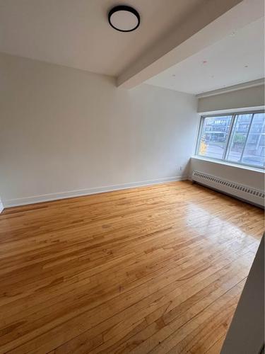 1 bedroom apartment for rent in Montreal - Saint-Laurent — photo 4