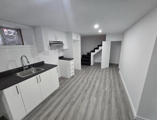 5 bedrooms apartment for rent in Montreal - Le Plateau-Mont-Royal — photo 2