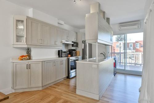 2 bedrooms apartment for rent in Laval — photo 7