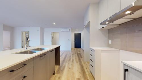 2 bedrooms apartment for rent in Laval — photo 6