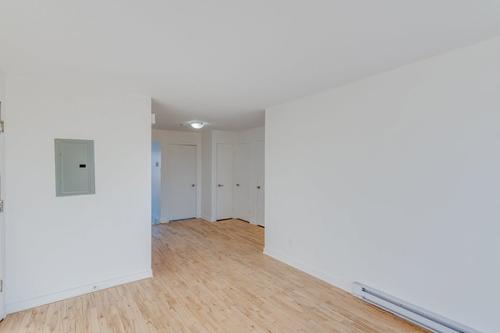 2 bedrooms apartment for rent in Laval — photo 5