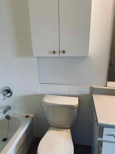 2 bedrooms apartment for rent in Sherbrooke — photo 8