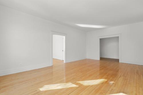 Appartement de 4 chambres à louer à Montréal — photo 14