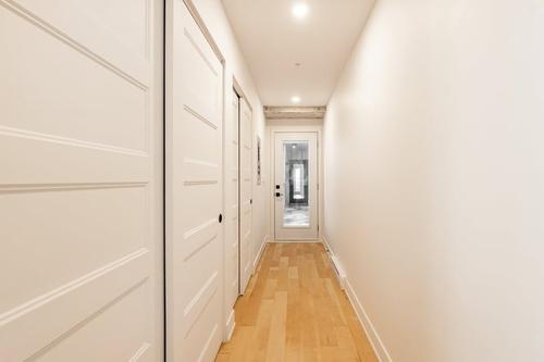 Appartement de 4 chambres à louer à Montréal — photo 5