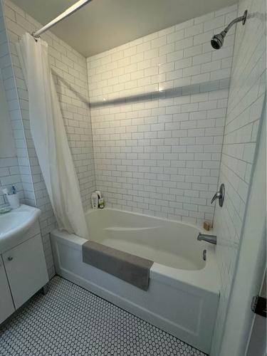 2 bedrooms apartment for rent in Montreal - Le Plateau-Mont-Royal — photo 13