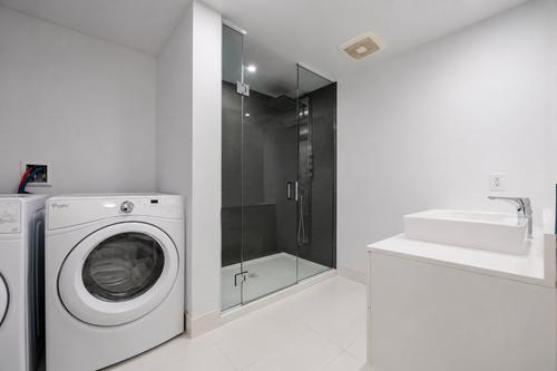 2 bedrooms apartment for rent in Laval — photo 22