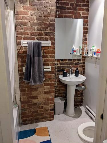 2 bedrooms apartment for rent in Montreal - Le Plateau-Mont-Royal — photo 6