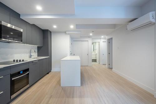 Studio for rent in Montreal - Ville-Marie — photo 6