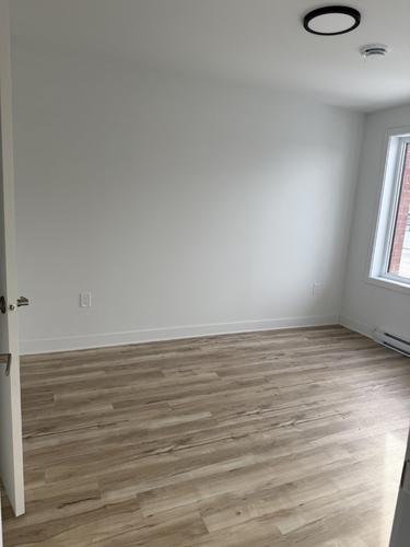 Appartement de 3 chambres à louer à Longueuil — photo 8