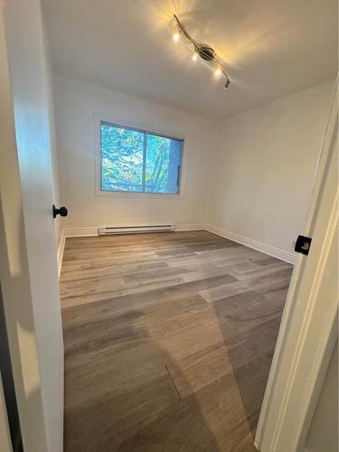 Appartement de 1 chambre à louer à Montreal - Saint-Laurent — photo 3