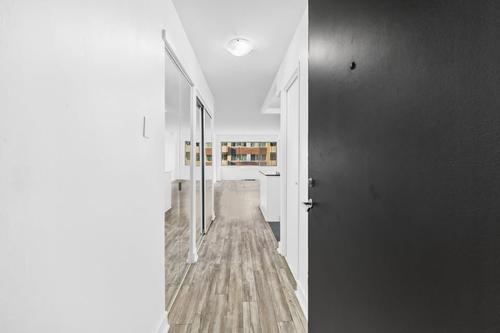 Studio for rent in Montreal - Ville-Marie — photo 3