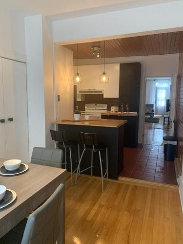 Appartement de 5 chambres à louer à Montreal - Côte-des-Neiges–Notre-Dame-de-Grâce — photo 10