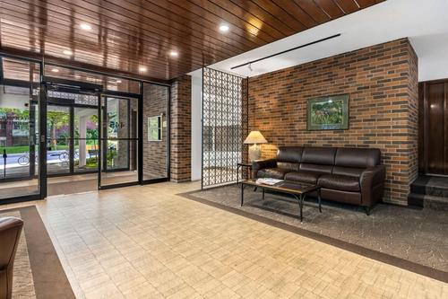 2 bedrooms apartment for rent in Montreal - Le Plateau-Mont-Royal — photo 14