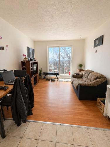 2 bedrooms apartment for rent in Sherbrooke — photo 2