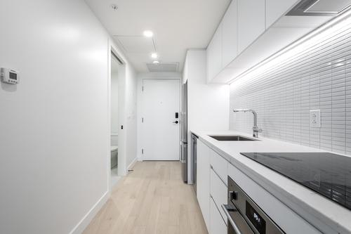 1 bedroom apartment for rent in Montreal - Ville-Marie — photo 15