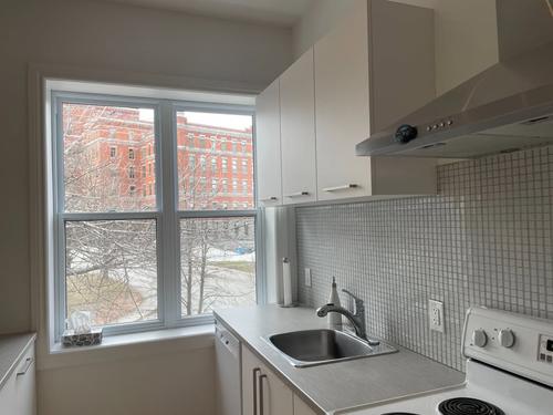 2 bedrooms apartment for rent in Sherbrooke — photo 2