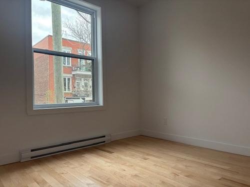 4 bedrooms apartment for rent in Montreal - Le Plateau-Mont-Royal — photo 4