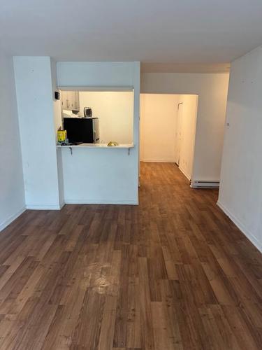 Studio for rent in Montreal - Ville-Marie — photo 3