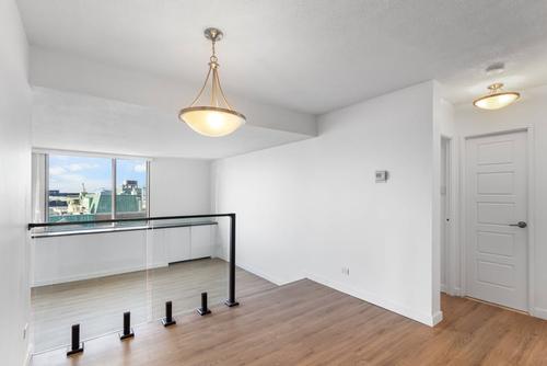 Appartement de 2 chambres à louer à Montréal — photo 2