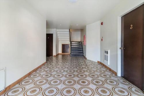 2 bedrooms apartment for rent in Laval — photo 2